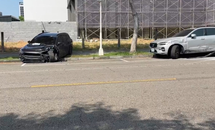 台中毒駕狂撞三車！　駕駛神情恍惚、毒品快篩陽性