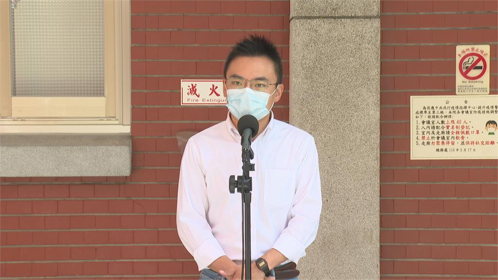 特權疫苗說發酵　黃偉哲：最沒資格說的就是柯文哲