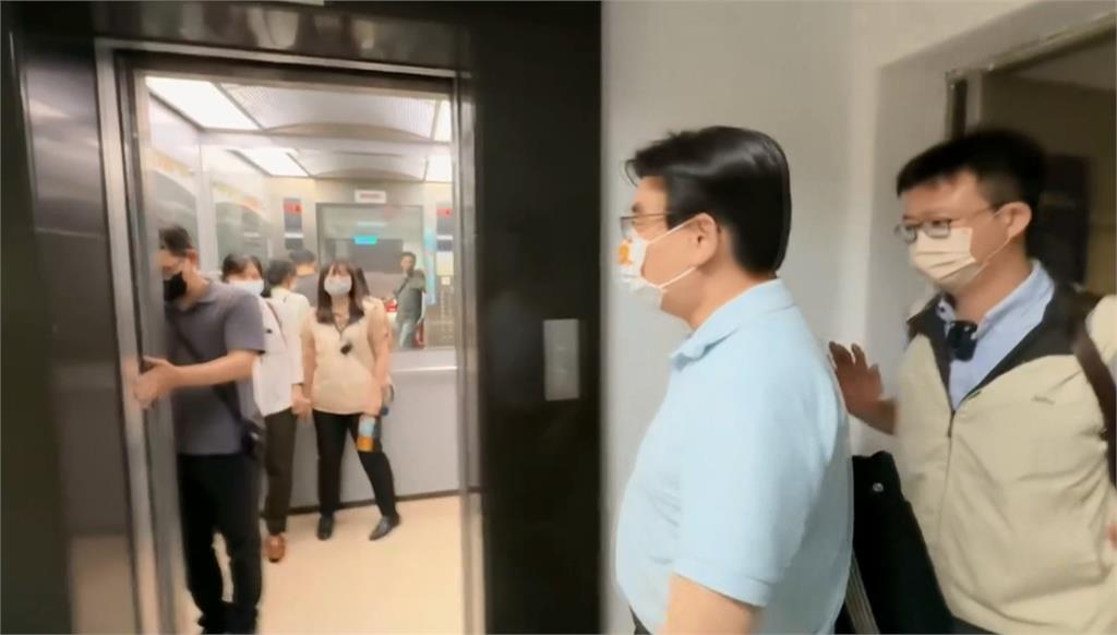 疑私用公務車遭搜索 南市府研考會主委:被亂檢舉