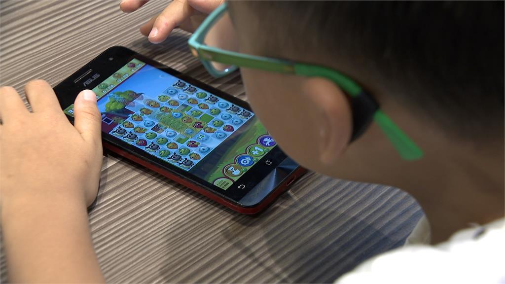 快新聞／上學、開工眼睛不乾澀　醫生教你視力保健5招