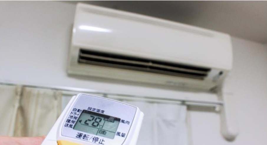 出門一下冷氣要不要關？專家曝「1關鍵時機」守住荷包：超過反而更耗電