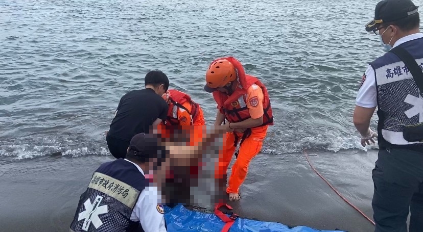 流浪狗進化成「鯊人魔」!高雄76歲老翁游泳遭狗咬溺斃 目擊者全說了
