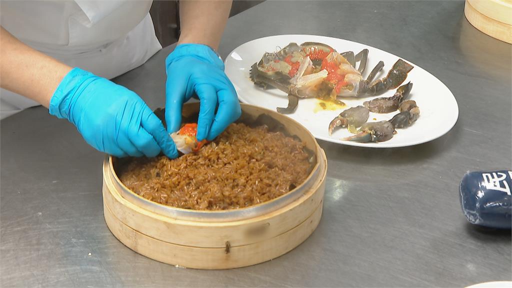 螃蟹結合網油.奶油　廣東菜古早味搬上台灣餐桌
