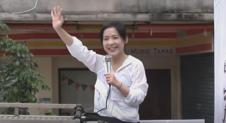 快新聞/蛤?徐巧芯怒嗆民進黨「停止司法追殺」 轉頭又喊:不撤告曹興誠