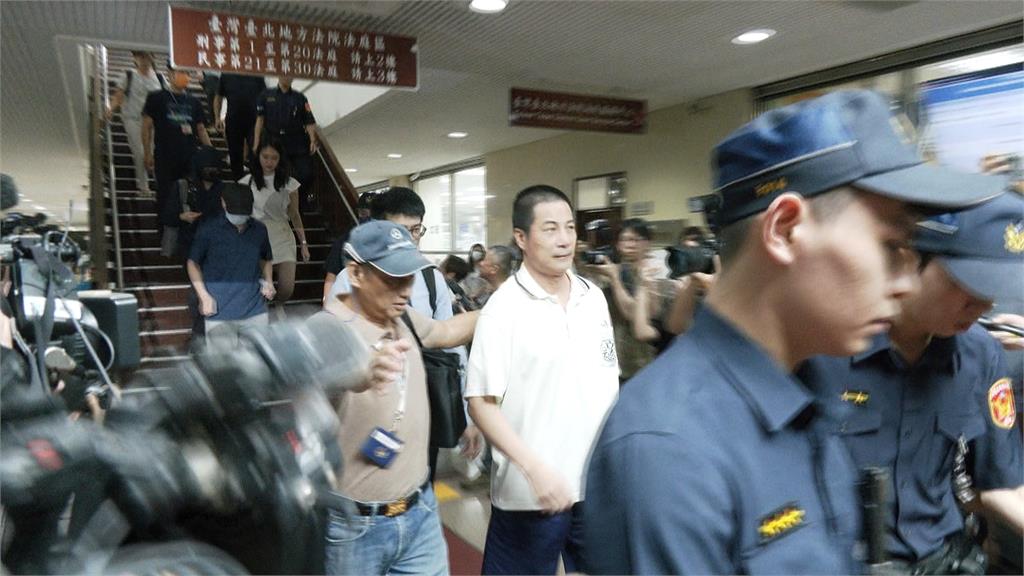 幽靈連署案北院首度開庭 黃呂錦茹改口認罪獲1000交保
