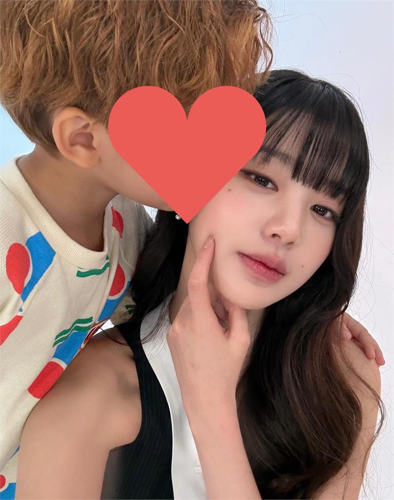 張員瑛偷交男朋友？IG突曬「臉頰親親照」網一看羨慕了：那個人應該是我