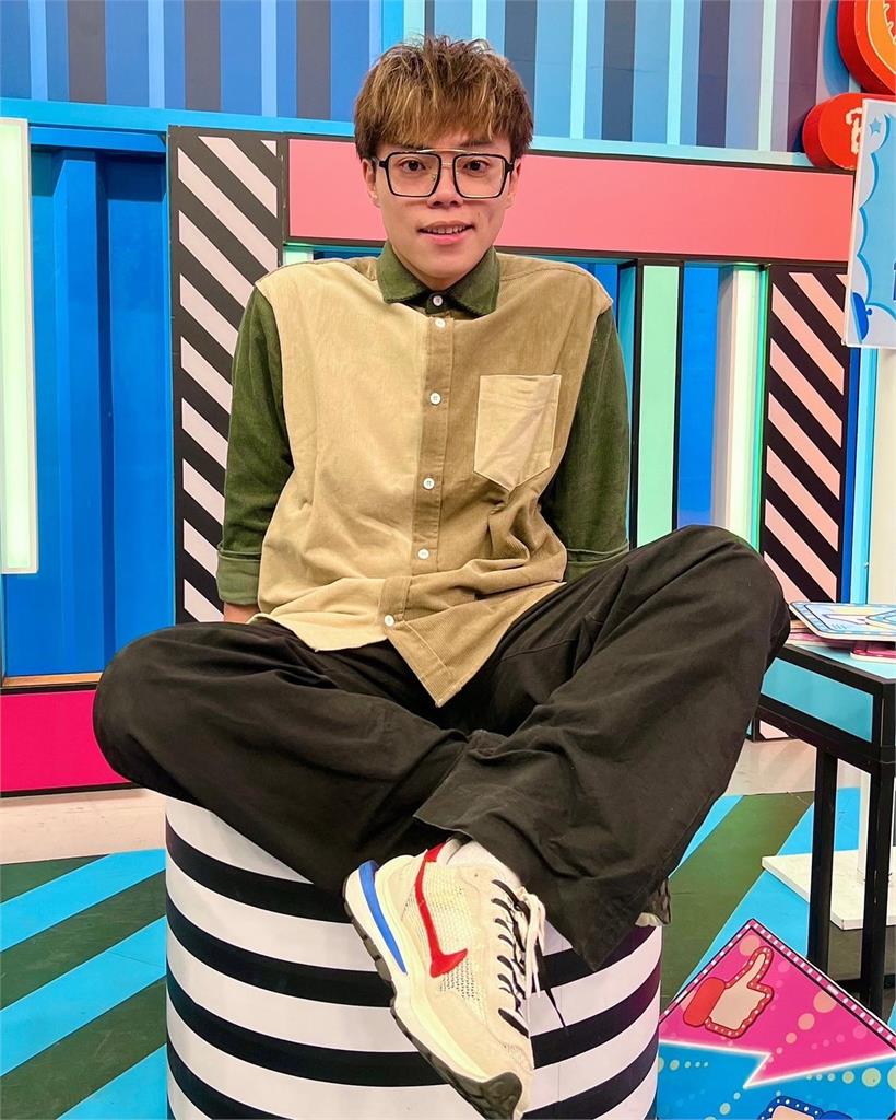 洪孟楷竟撞臉「海產」網驚根本雙胞胎!本尊認了真的像:海產比較帥