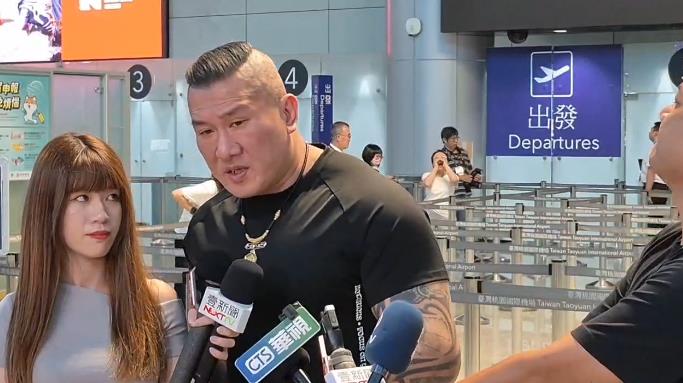 快新聞/機場被嗆「中國狗滾回去」 館長憤怒反轟:台灣人何時這麼沒水準
