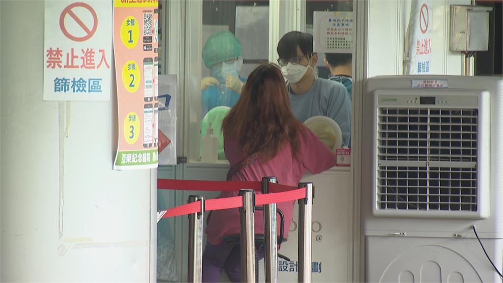 週五飆破3.6萬例 陳時中:各國高峰都沒很久