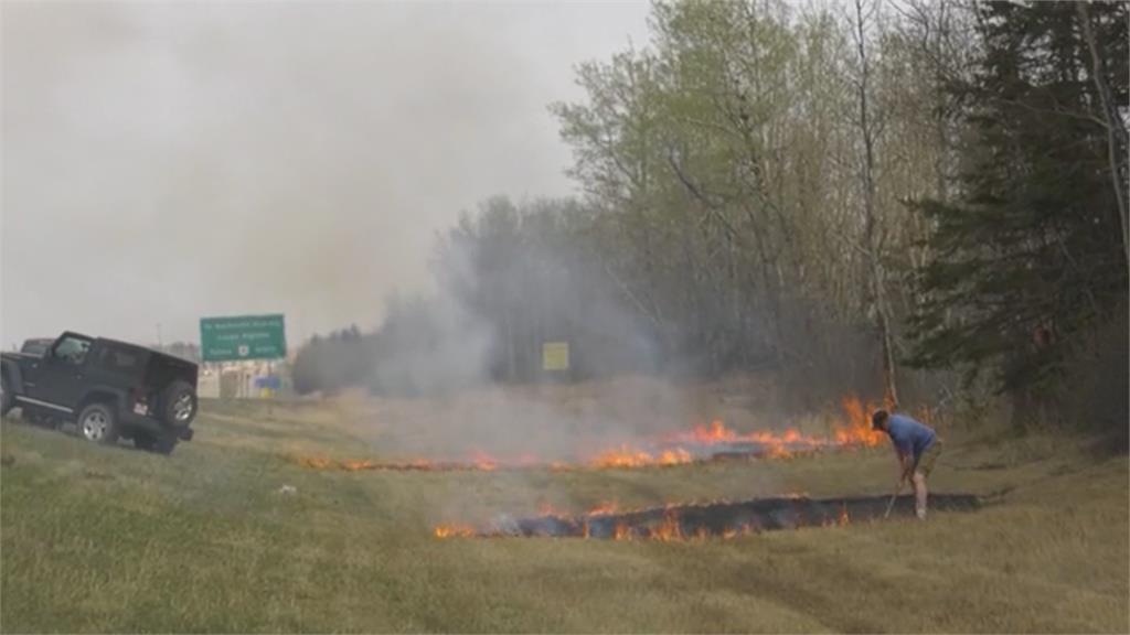 加拿大「前所未見」大規模野火　超過2.5萬居民被迫撤離