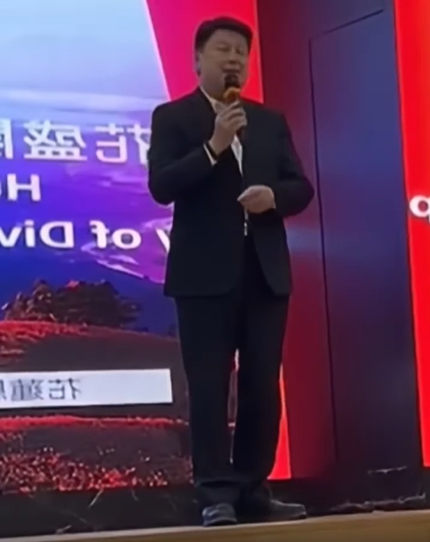 快新聞/不是在家健身?傅崐萁香港致詞影片曝 高喊「我代表台灣中央政府」
