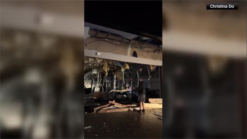 美國遭強烈風暴系統襲擊 44個龍捲風狂襲 狂風釀野火26亡