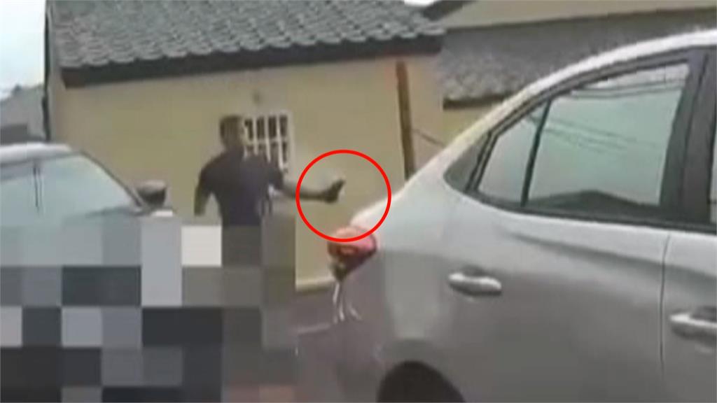 員警出奇招逮詐騙車手　比賽用「裁判槍」對空鳴槍威嚇