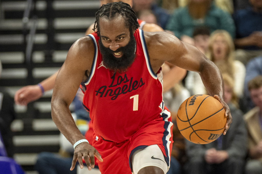 NBA(影)/前選秀狀元轉戰快艇首次亮相 表現不俗幫助球隊獲勝