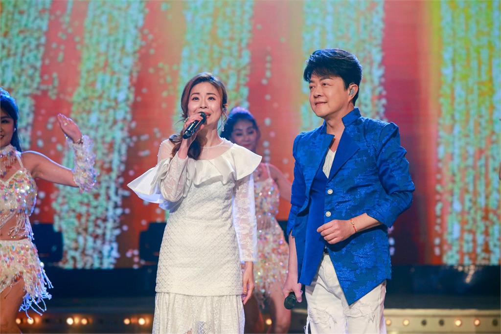 《超級冰冰Show》跟香蕉哥哥同年紀！翁立友罕見節目自曝「我民國64年次」