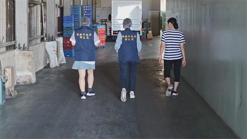 高雄這家食品行被控出貨「發霉吐司」 衛生局火速稽查!業者質疑「他」報復
