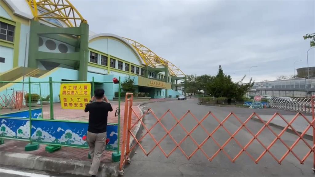 高雄國際泳池整修1年多　沒水可跳！選手「陸上練跳水」