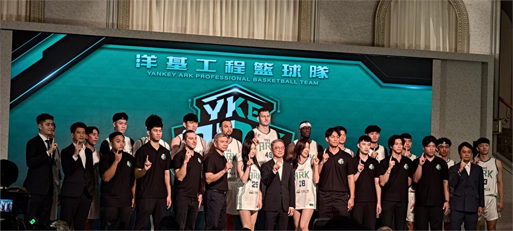 PLG／韓籍啦啦隊女神睦那京、李素敏重磅加盟！PLG新球隊洋基工程亮相