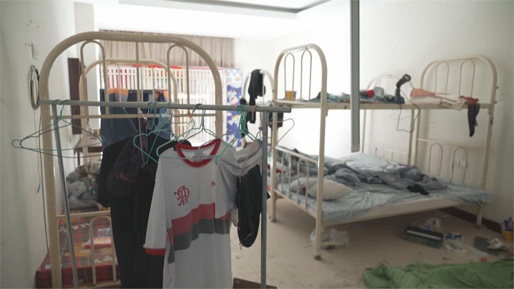 直擊柬埔寨詐騙園區！驚見愛情劇本、各國警局布景