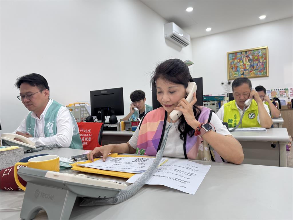 快新聞/催落去!站街頭、電話催票罷免黃健豪 林楚茵與吳思瑤神助攻民團