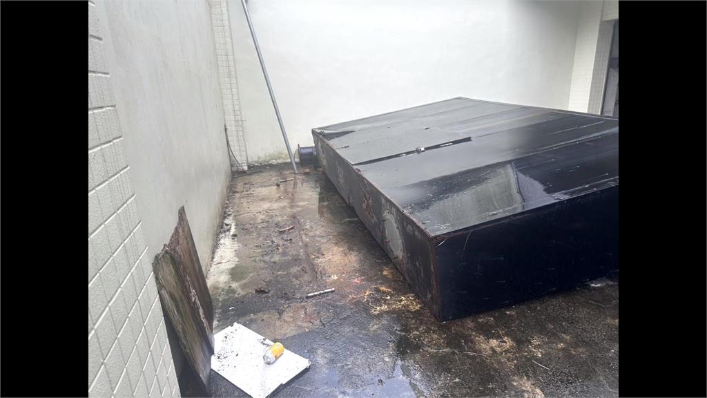 花蓮體育館工安悲劇! 規模5.6地震後⋯工人遭燈箱砸死