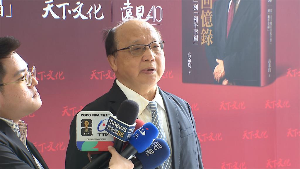 鄭麗文啟程訪美　台灣國桃機上演行動劇諷「自討沒趣」