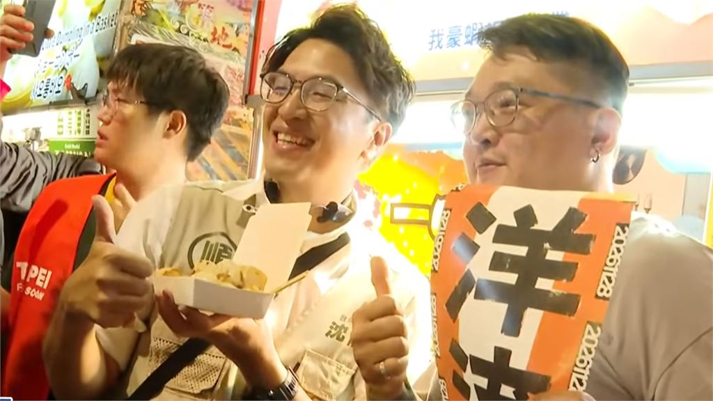 沈伯洋掃街狂嗑煎餃紅炸!老闆私帳突爆出「本人急澄清1事」網瞪大眼:太可惡…