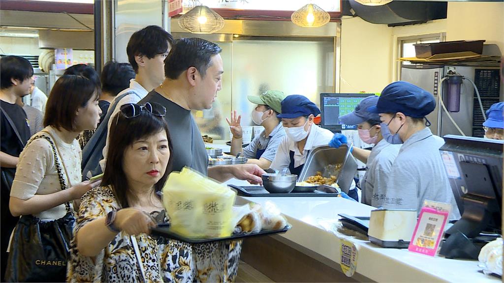 炸油條熱油不慎碰上火源　華山市場「阜杭豆漿」驚傳火警