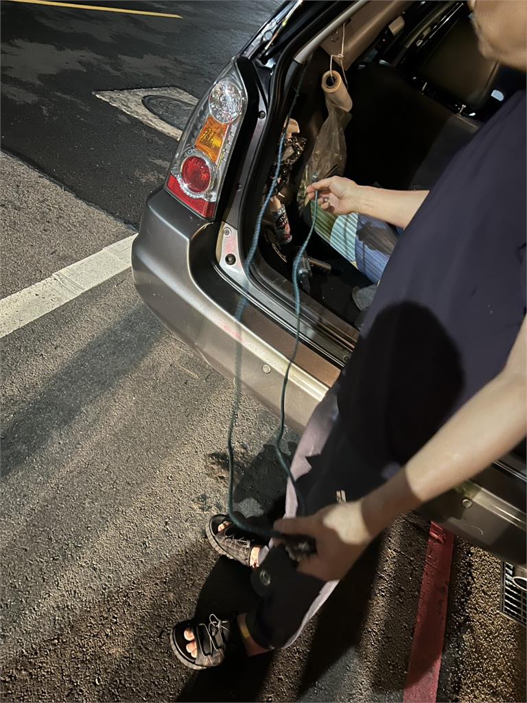 快新聞/新北驚傳開車拖狗!皮磨光致骨骼外露 飼主稱「不是故意」下場曝
