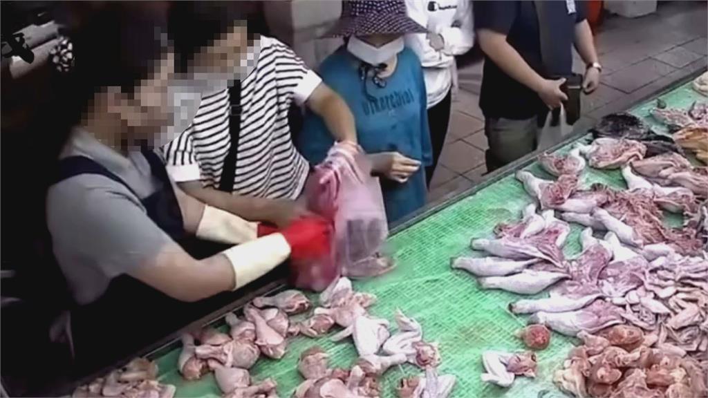 非初犯!苗栗市場大盜以塑膠袋作掩護「順手牽雞腿」 店家氣炸報警