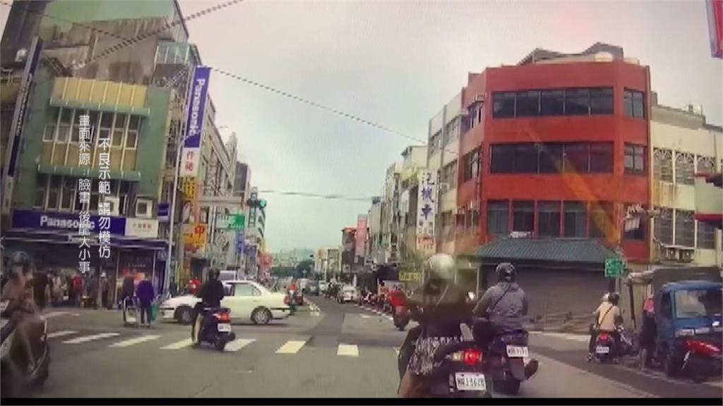 傻眼! 「馬路當你家?」 轎車鬼切逆向闖紅燈大迴轉