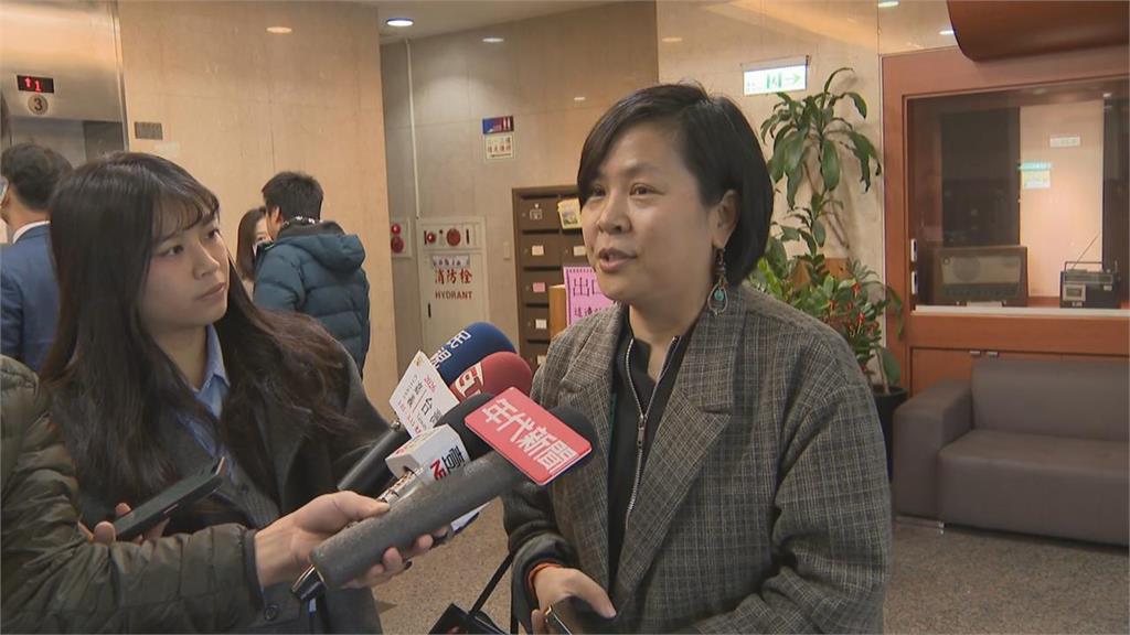 李貞秀慘了？就職文件未勾「放棄中國籍」被抓包　吳沛憶揭：恐涉1罪名