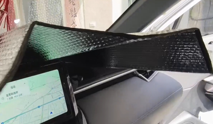 「遮陽板」新用法 茶農「披身上」防曬傷曝:涼涼的