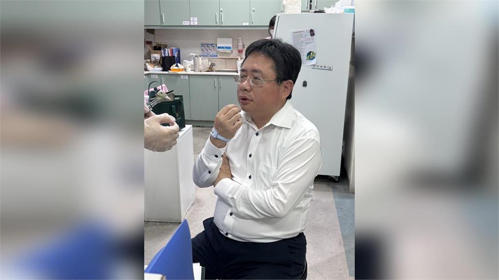 快新聞／挺台遭噤聲？矢板明夫血濺台中　何欣純悲憤譴責：這叫市民怎麼安心！