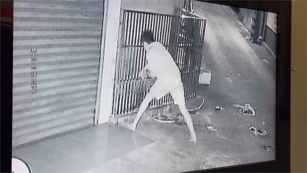屏東惡男疑「嫌狗吵」　持鋼珠槍射擊再持刀刺殺