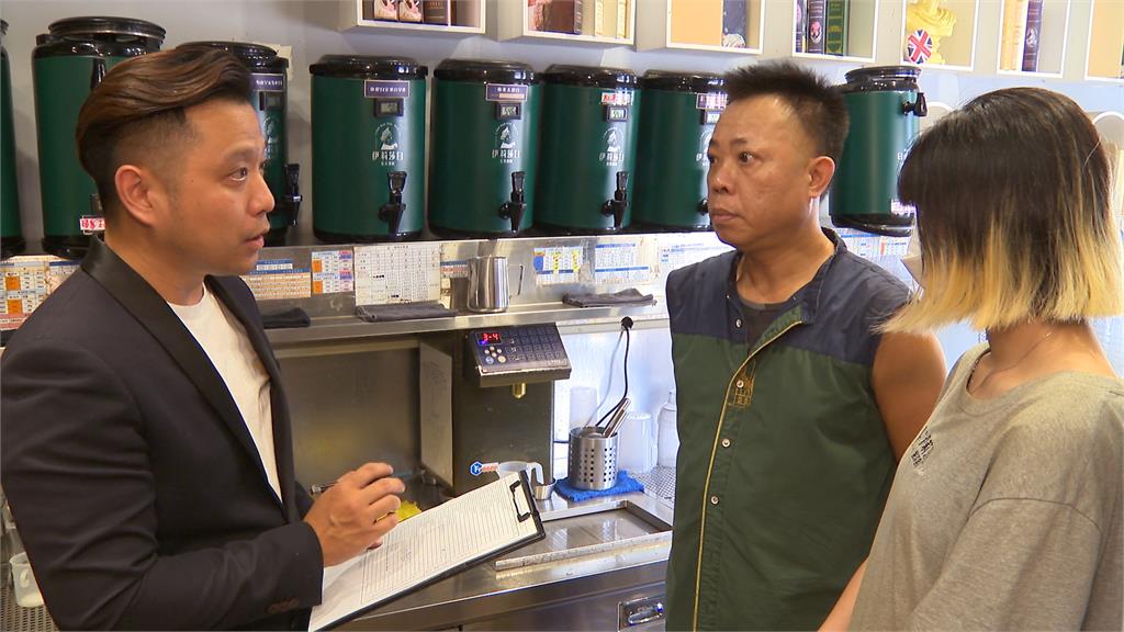 飲料店惡搞事件又一樁! 龜記員工拍惡搞片被揪冷藏「這東西」