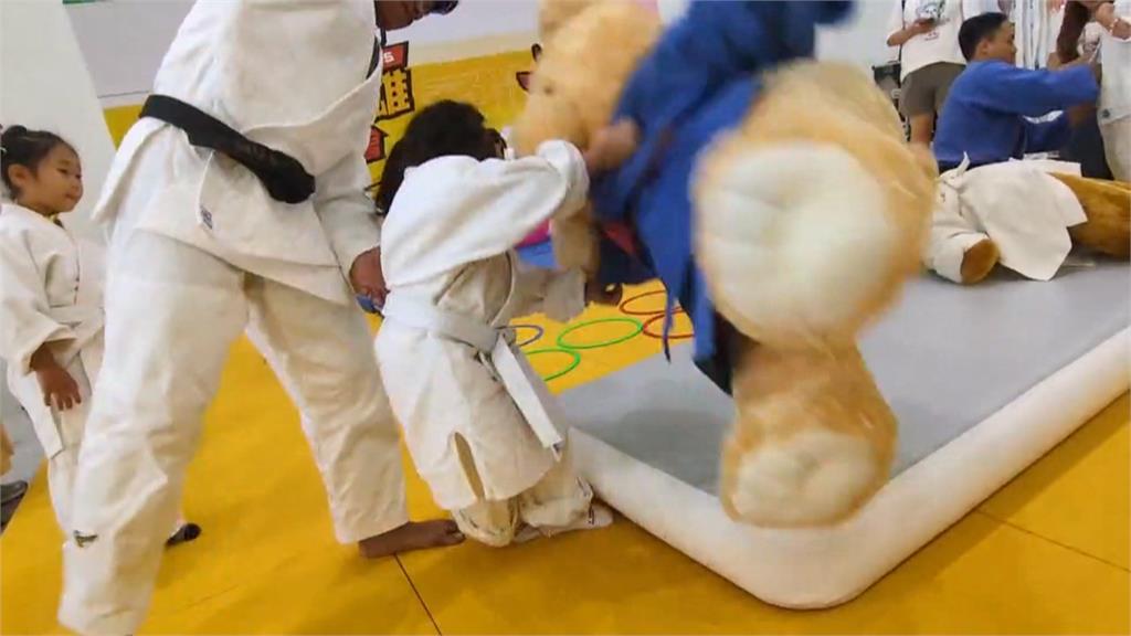 向下扎根！　高雄「小小英雄」運動會　　１３項運動體驗　帶小小孩來放電！