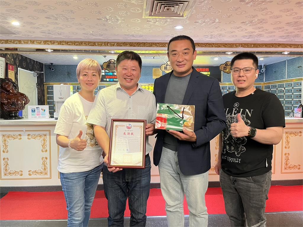 快新聞／患難見真情　「威震愛心發展協會」深入災區運送物資