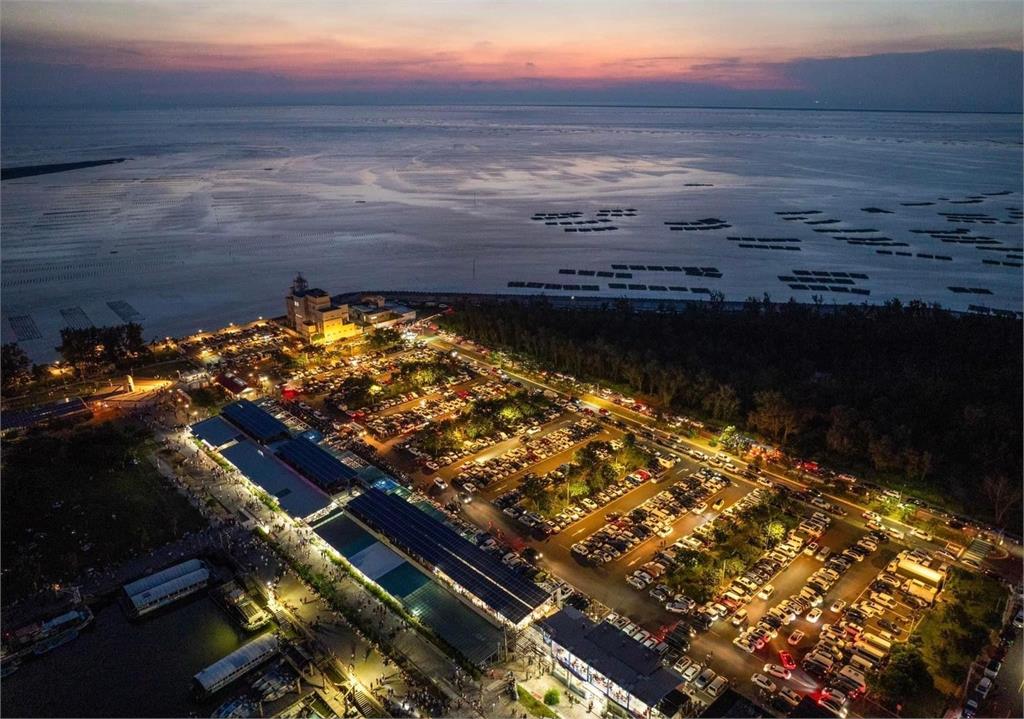 嘉義東石海之夏登場 高空煙火秀震撼全場
