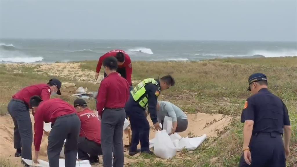 鳳凰逼近！東琉線、澎湖船班　「全面停航至週三」民眾搶搭