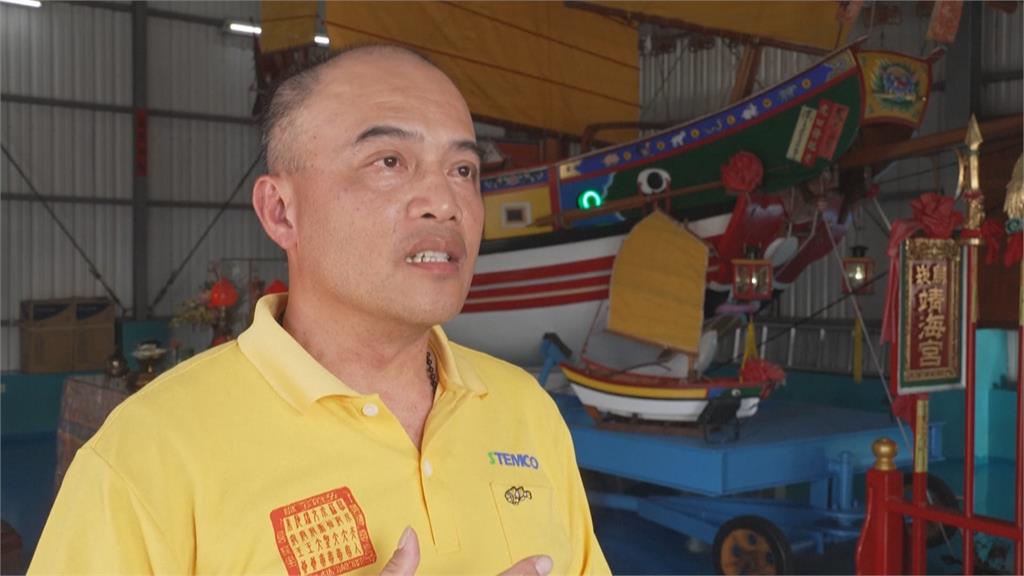 路透社報導！　連江艦副艦長兼廟公　將台灣「宮廟文化」發揚光大