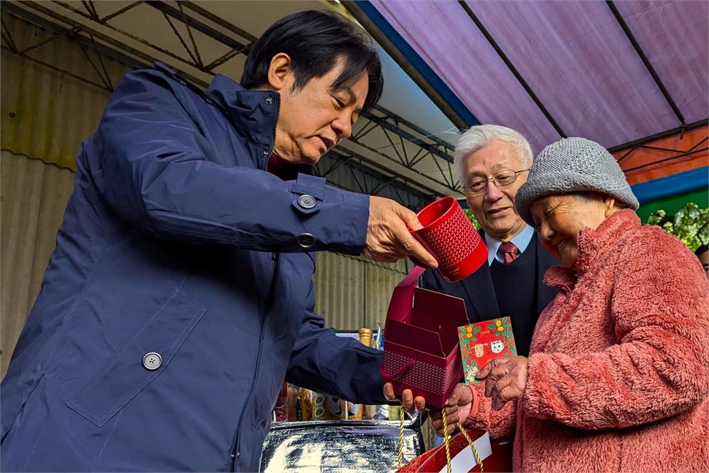 快新聞/弘道基金會寒冬助老 邀總統賴清德前進偏鄉送暖