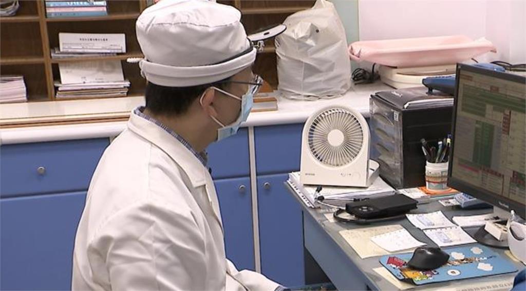 胎兒「子宮消失」照超音波嚇爛!醫見「寄生在媽媽肝臟」急瘋:致死率90倍