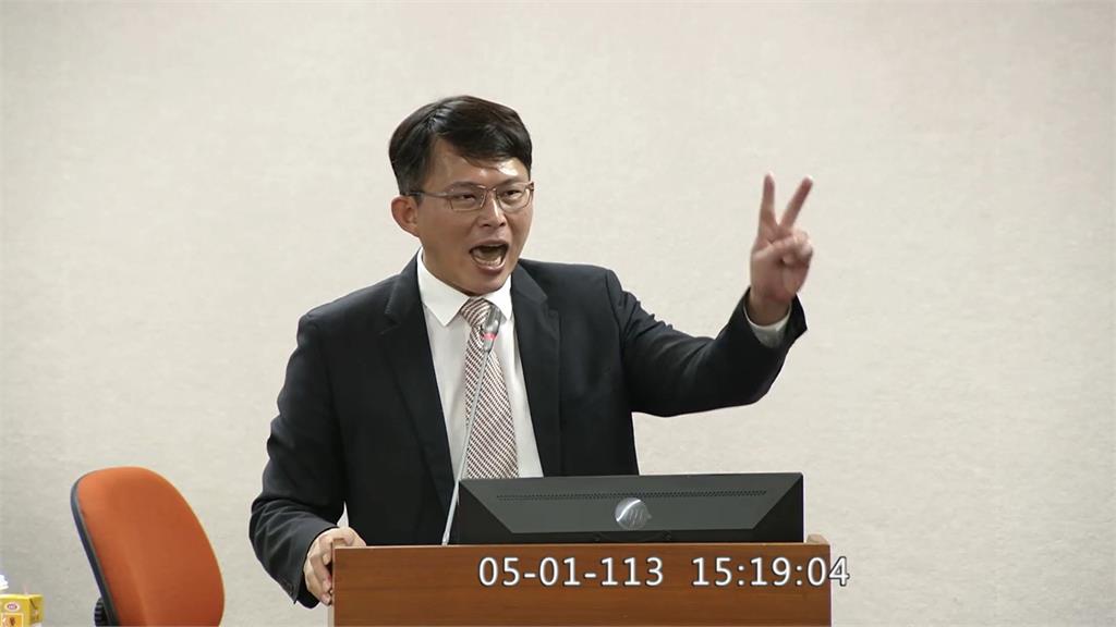 黃國昌爆蔡柯會喬NCC提名被打臉 總統府「四字」回敬