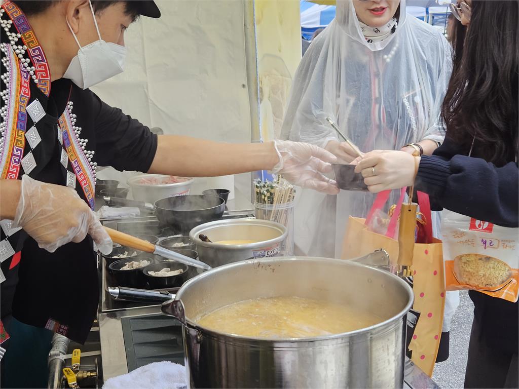 桃園米干現身韓國「拉麵慶典」　獨特美味獲國際青睞