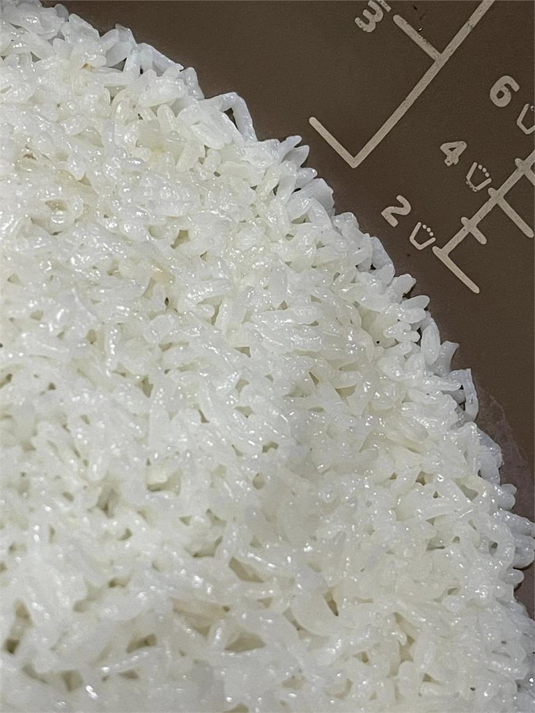 米飯加「1物」秒升級！煮出粒粒分明Q彈日本口感　網讚：好吃到不行