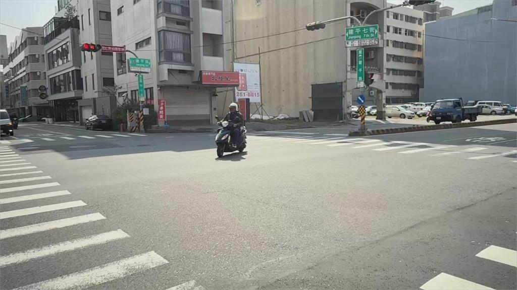 台南機車族注意! 「取消兩段式左轉」下半年有望全市解放