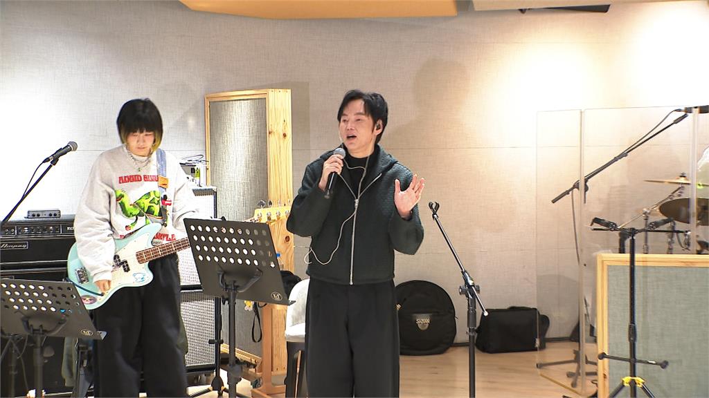 陽婆婆回來了? 陽帆出道45週年 首登大港開唱