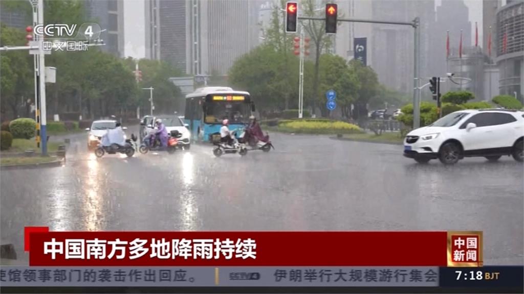 中國雲南4.9地震！　多地震感強烈　土石崩落砸毀轎車　暫無人員傷亡