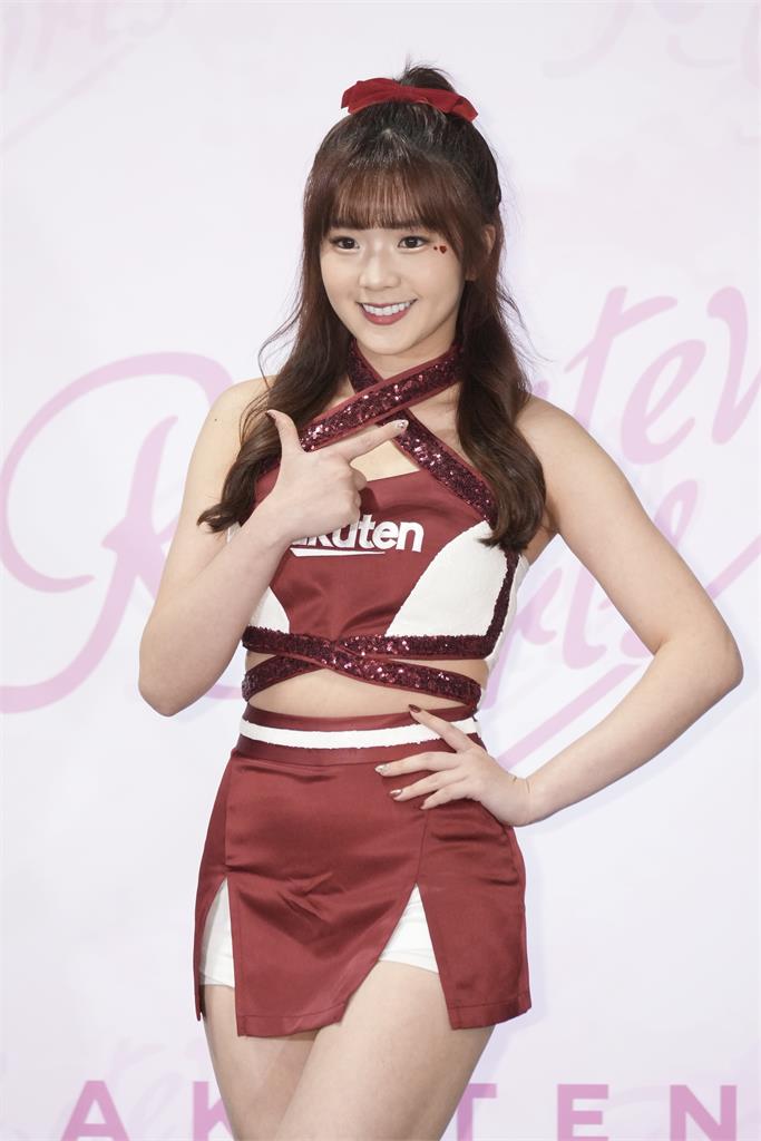 樂天女孩韓援三本柱合體現身引騷動!河智媛、廉世彬、禹洙漢活潑逗樂粉絲